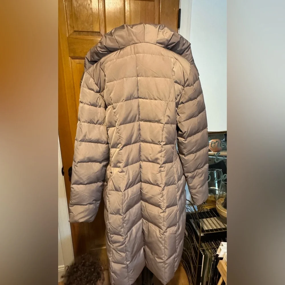 Cole Haan Women's down Coat - Picture 4 of 5